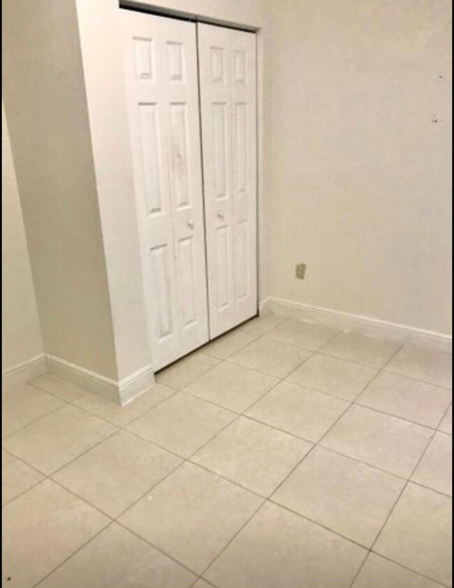 3150 Starboard Dr, Lake Worth, FL 33462 - photo 5