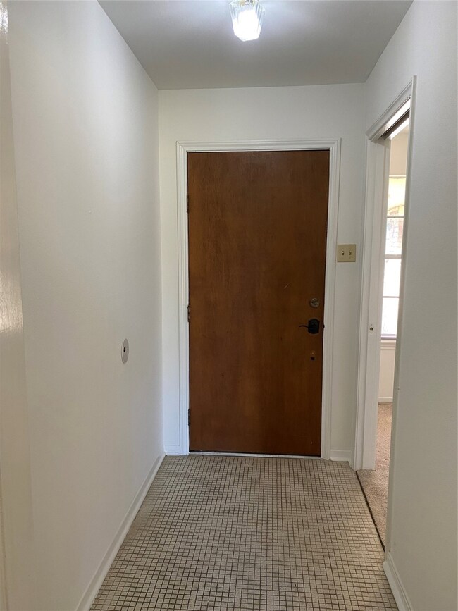 13939 Bretagne Dr, Houston, TX 77015 - photo 4