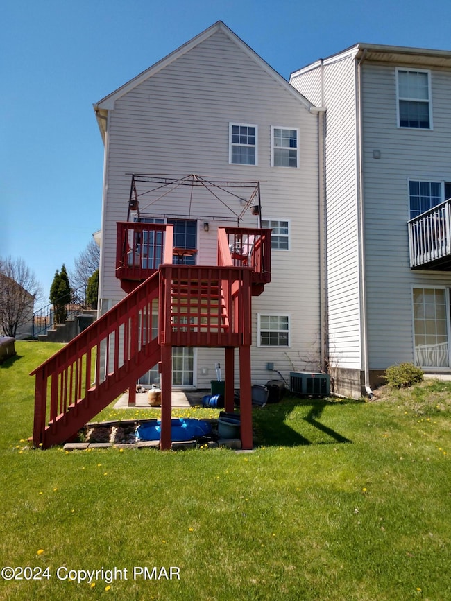 709 Bach Ct, Freemansburg, PA 18017 - photo 2