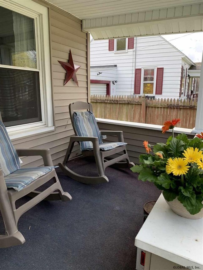 2130 Robinwood Ave, Schenectady, NY 12306 - photo 3