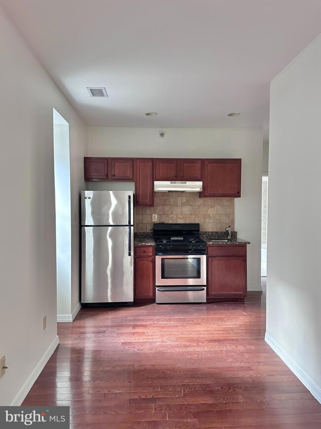118 S 12th St unit 4R, Philadelphia, PA 19107 - photo 6