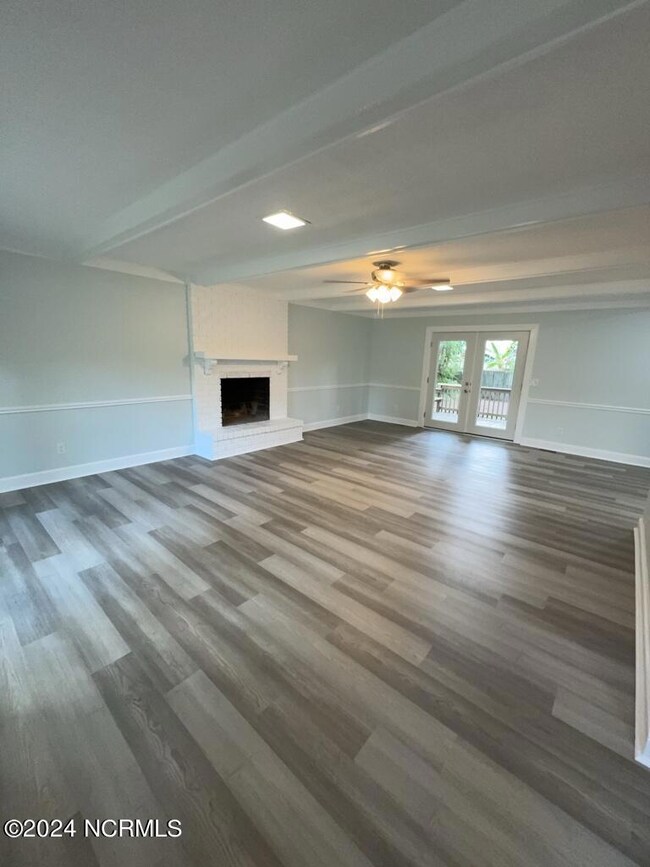 109 Wesleyan Ct, Jacksonville, NC 28546 - photo 2