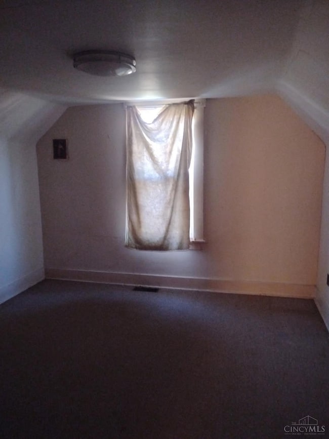 332 E South St, Hillsboro, OH 45133 - photo 7