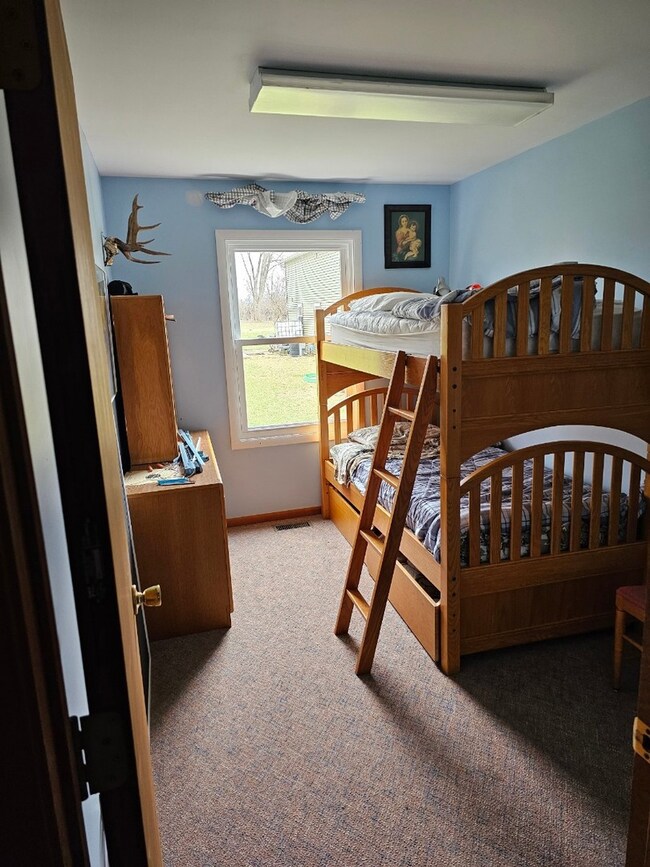 724 Petite Lake Rd, Lake Villa, IL 60046 - photo 7