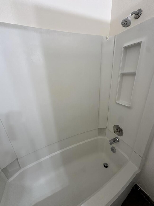 3531 Ivy Commons Dr unit 301, Raleigh, NC 27606 - photo 6