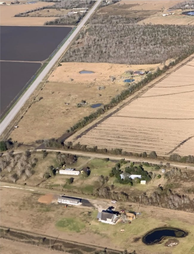 35 Highway 35 Off, Danbury, TX 77534 - photo 5