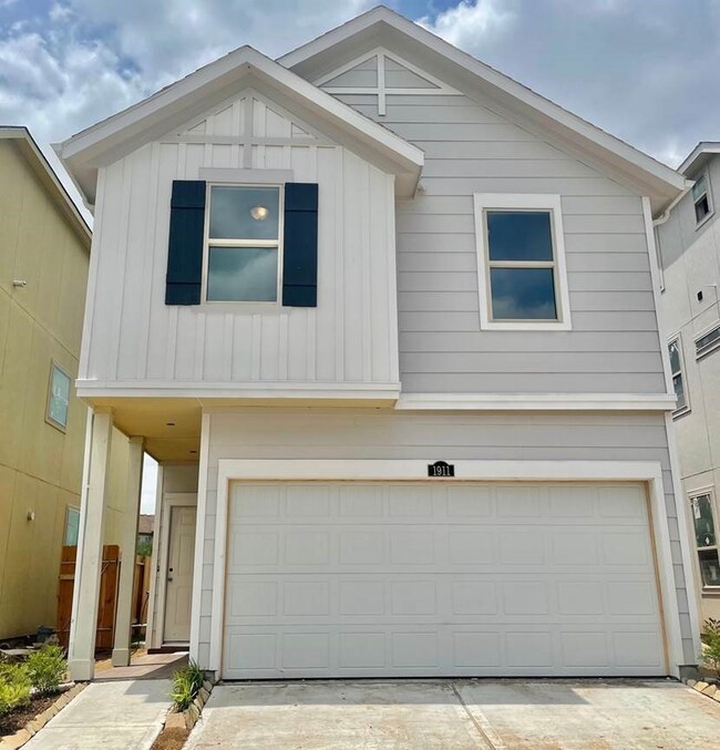 1911 Kirby Dr, Houston, TX 77019 - photo 2