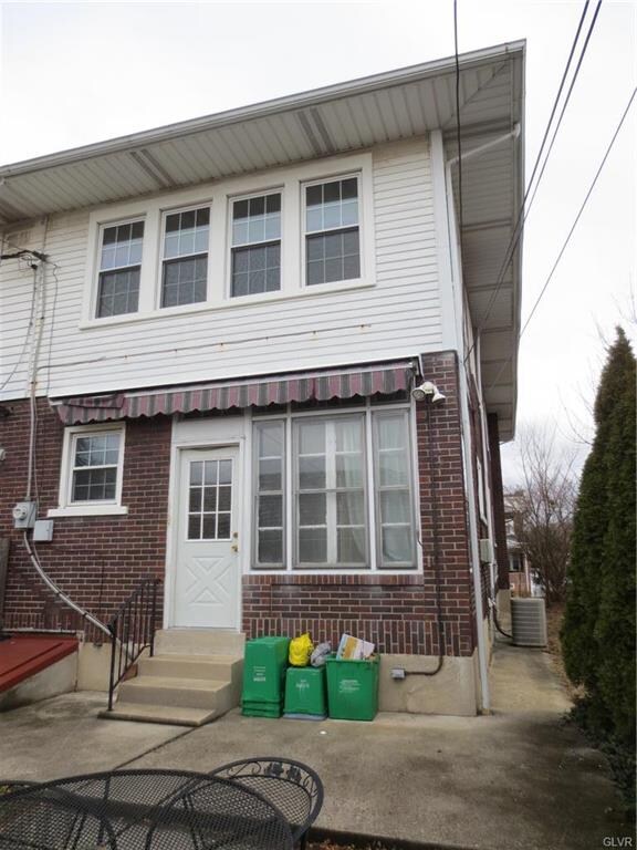 1108 N 19th St, Allentown, PA 18104 - photo 4