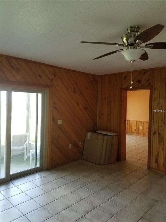 DINING/LIVING AREA
