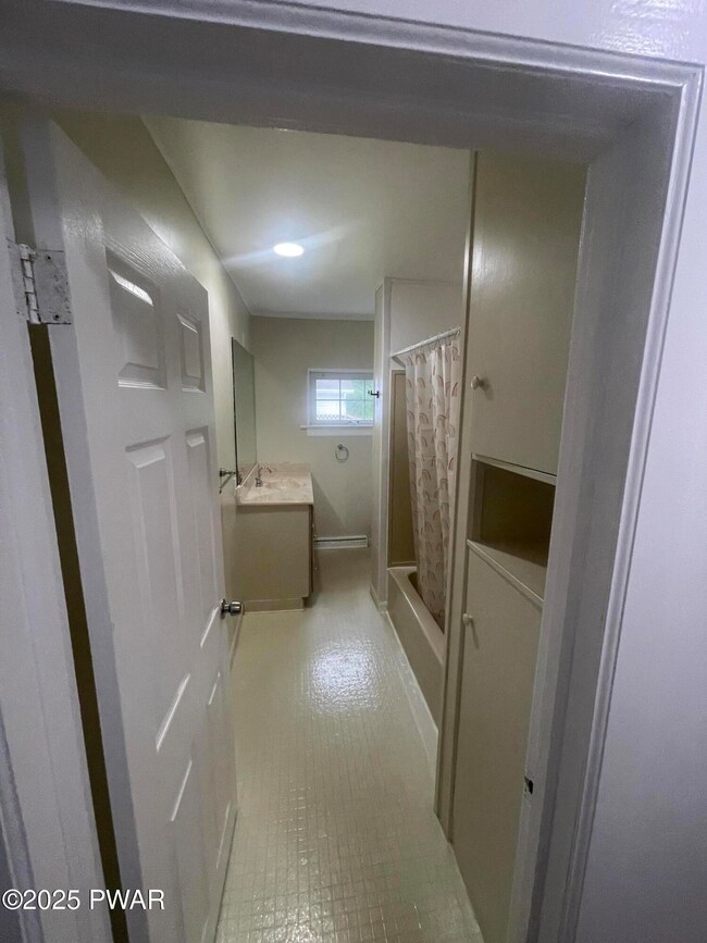 1783 Hamlin Hwy, Lake Ariel, PA 18436 - photo 5