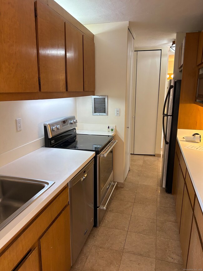 galley kitchen