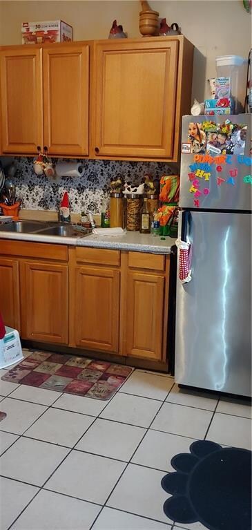 204 Pavilion Ave, Providence, RI 02905 - photo 6