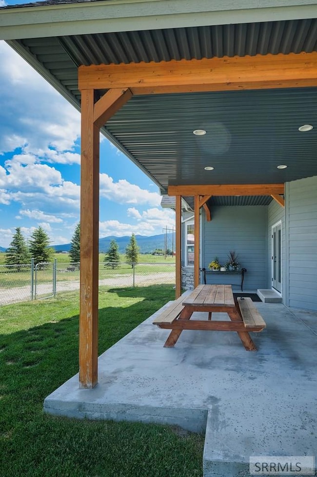 3139 Swan Valley Hwy, Swan Valley, ID 83449 - photo 6