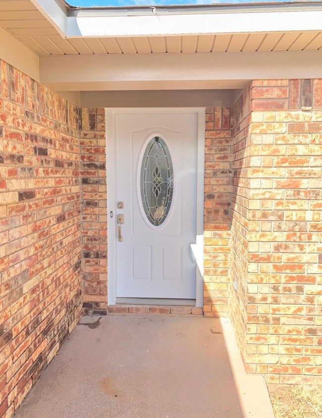 4008 Lehigh Dr, Midland, TX 79707 - photo 2