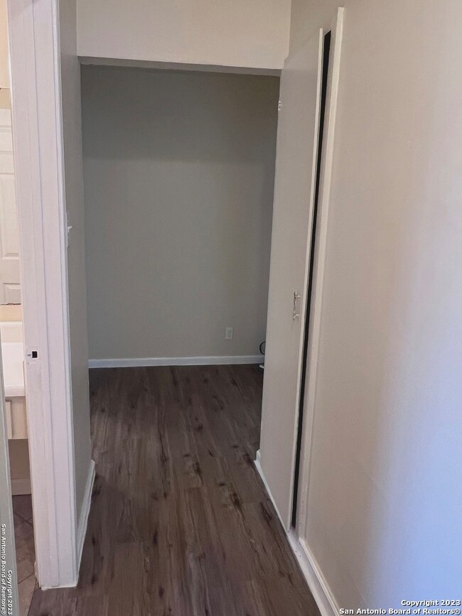 4706 Belinda Lee St, San Antonio, TX 78220 - photo 5