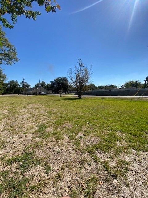 7904 Hirsch Rd, Houston, TX 77016 - photo 3