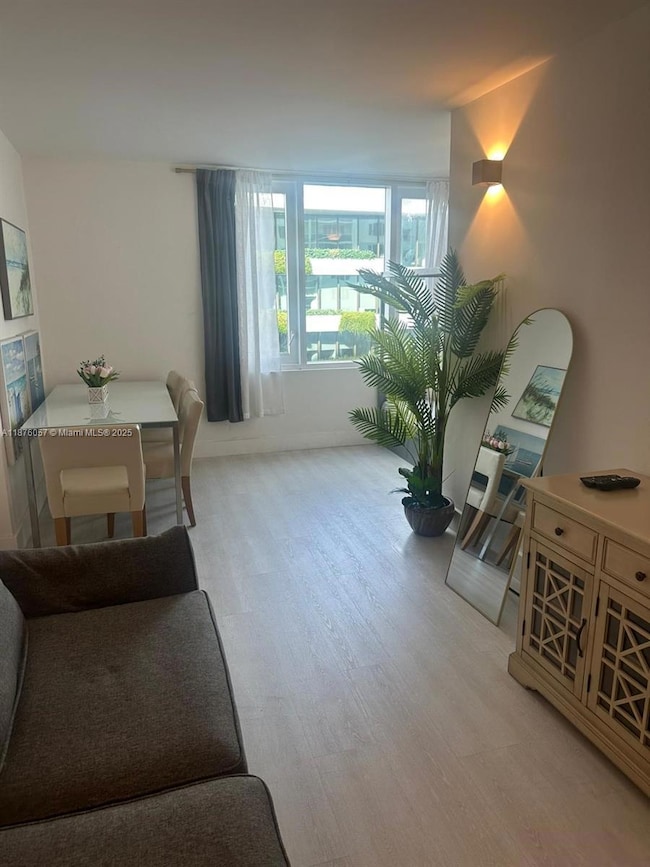 Roney Palace unit 632, Miami Beach, FL 33139 - photo 7