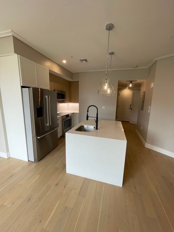 Cadence on Leo unit 315, Boston, MA 02135 - photo 3