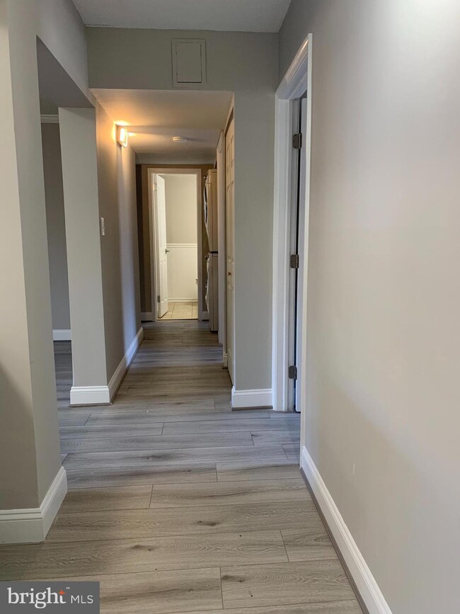 2234 Castle Rock Square unit 12C, Reston, VA 20191 - photo 2