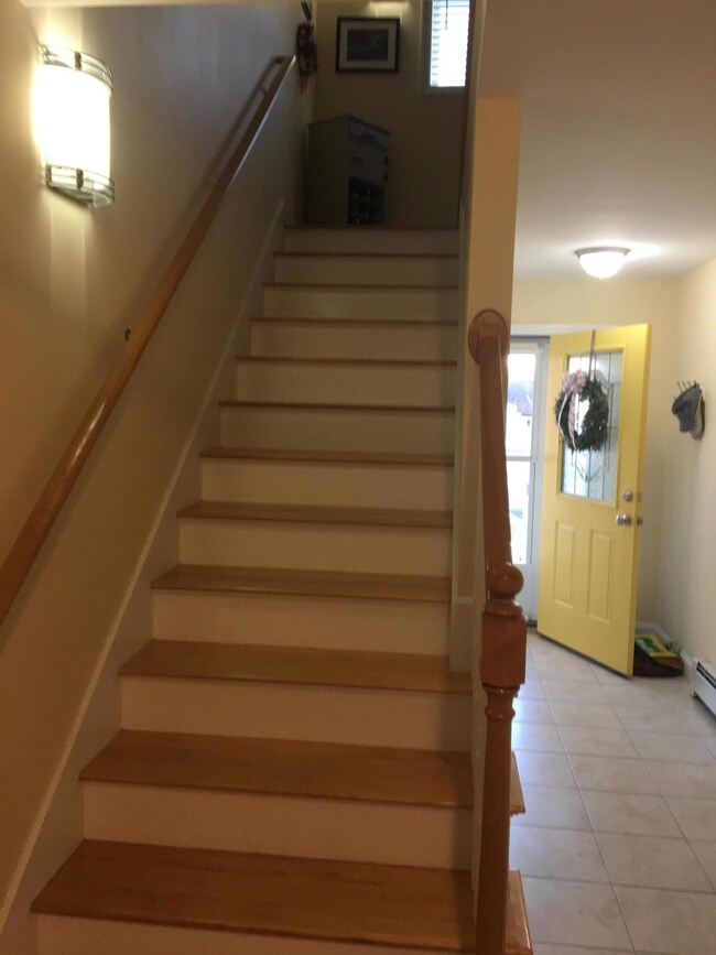 2 Beach Ave unit 201, Saco, ME 04072 - photo 4