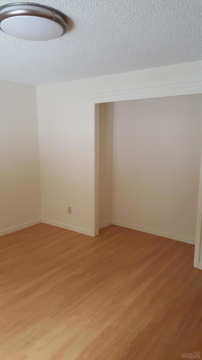 unlisted-address, Bend, OR 97702 - photo 6