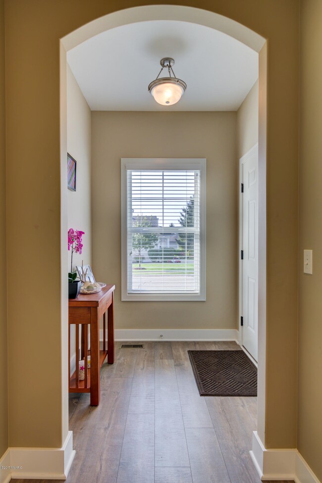 1241 St Andrews DR HDR-4