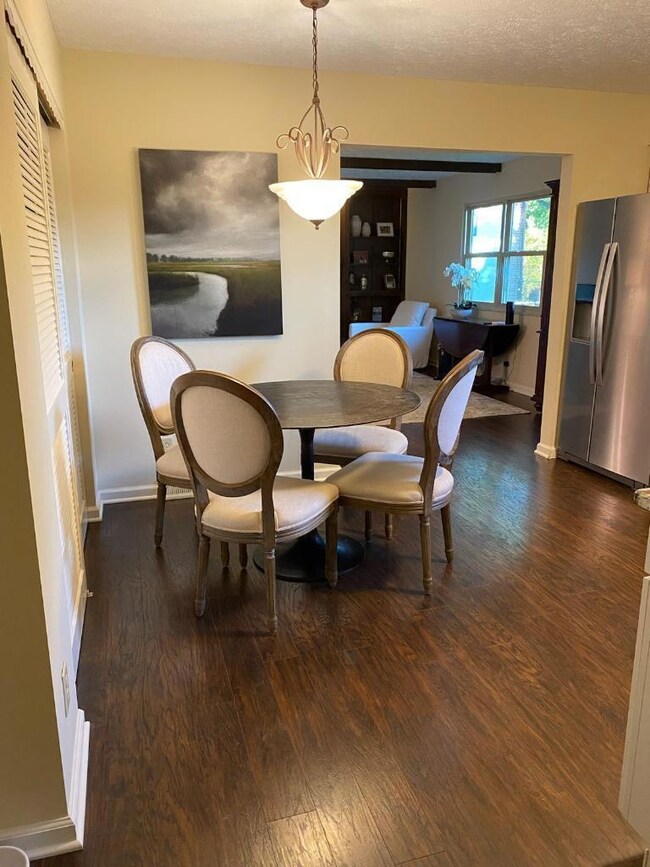 2148 Tuliptree Ave, Columbus, OH 43229 - photo 6