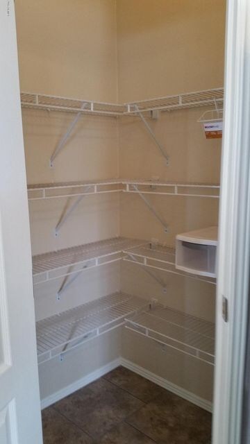 Walk-in Pantry