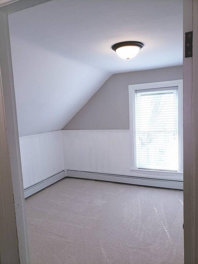 51 Tremont St, Concord, NH 03301 - photo 5