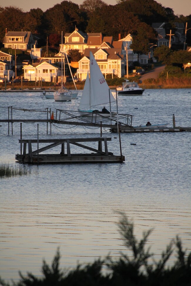 545 Circuit Ave, Pocasset, MA 02559 - photo 4