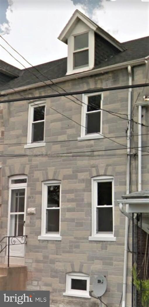 413 Laurel St, Lancaster, PA 17603 - photo 2