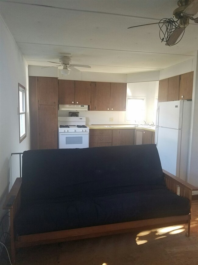 17 Elgin Blvd, Londonderry, NH 03053 - photo 6