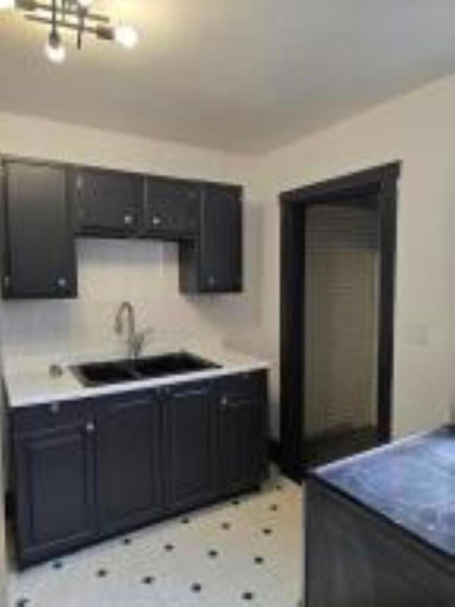 400 S Arlington Ave unit 402, Springfield, OH 45505 - photo 7