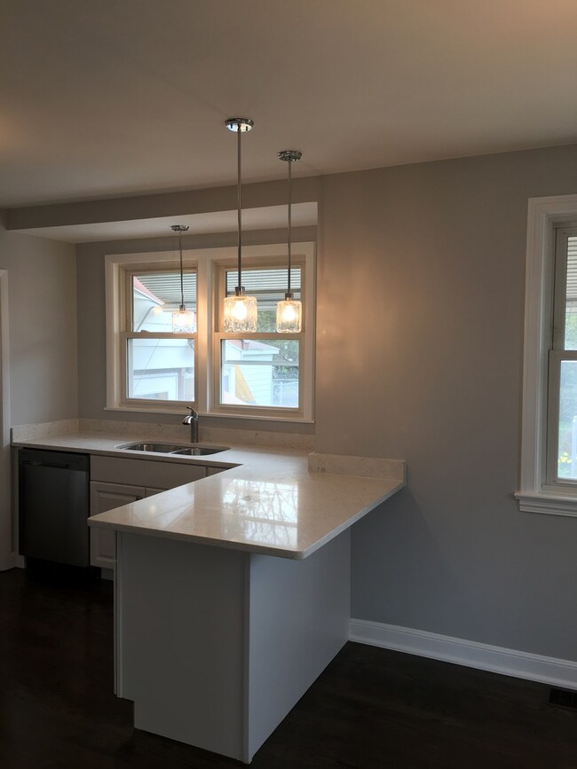 1336 Newcastle Ave, Westchester, IL 60154 - photo 7