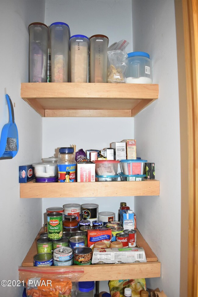 100 Summer Hill Rd, Hawley, PA 18428 - photo 5