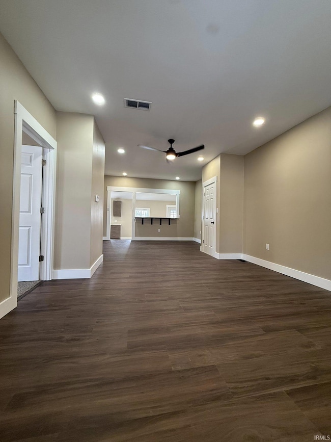 825 Illinois St, Bicknell, IN 47512 - photo 3