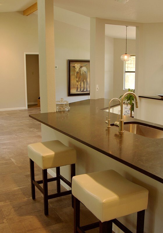 124 Tanglewood Dr, Fredericksburg, TX 78624 - photo 7