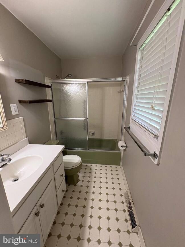 340 E 3rd St, Moorestown, NJ 08057 - photo 6