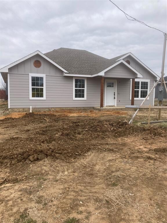 603 Water St, Whitesboro, TX 76273 - photo 2