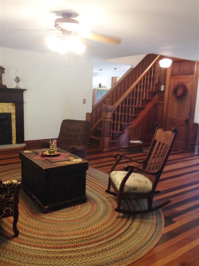 5236 E State Road 58, Bloomfield, IN 47424 - photo 3