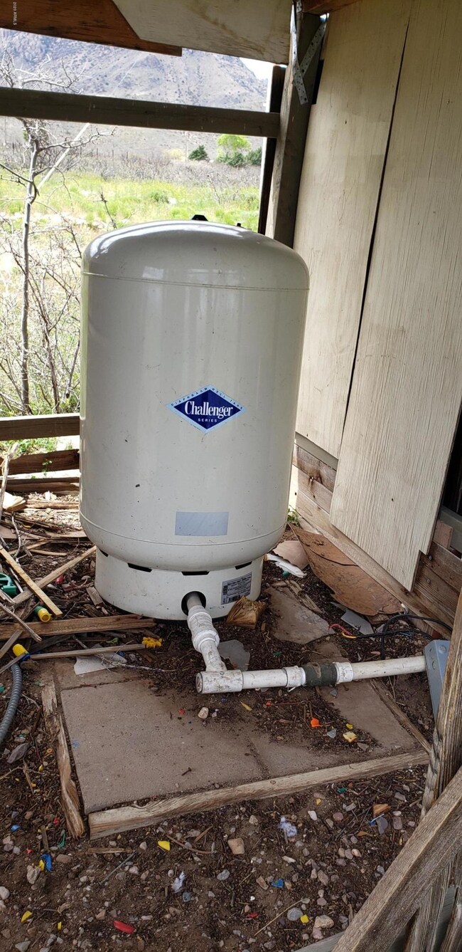 2490 S H Bar M Rd, Portal, AZ 85632 - photo 6