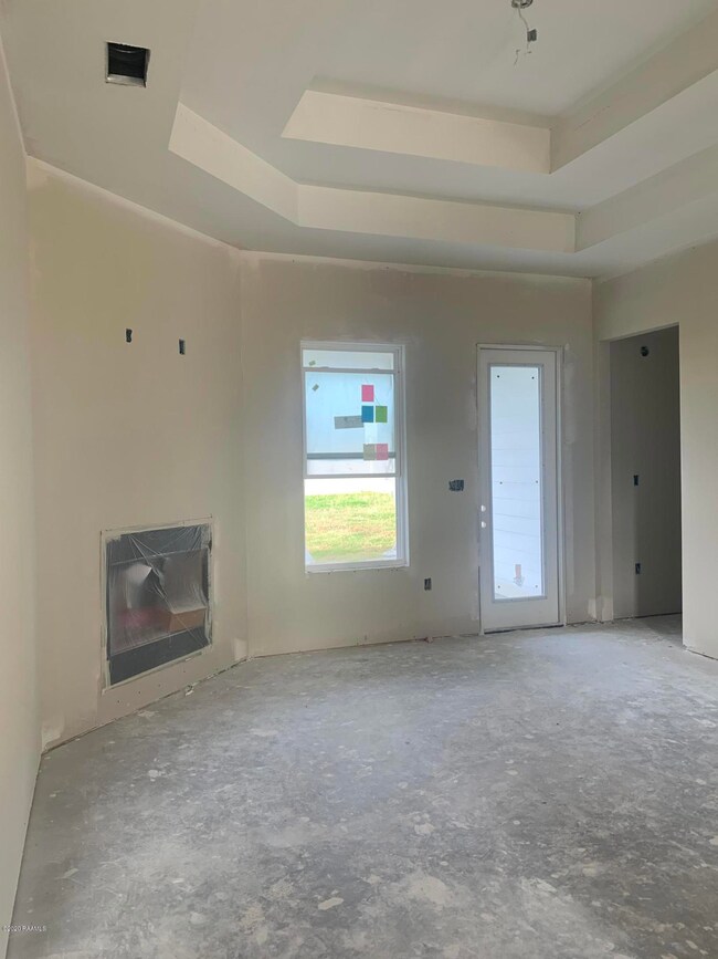 122 San Sebastian Dr, Youngsville, LA 70592 - photo 4