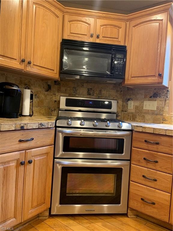 2439 Shepherds Ridge, Youngstown, OH 44514 - photo 5