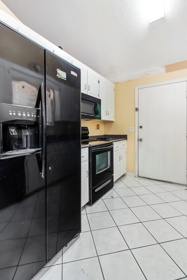 1409 N Cherokee Ave, Dothan, AL 36303 - photo 4