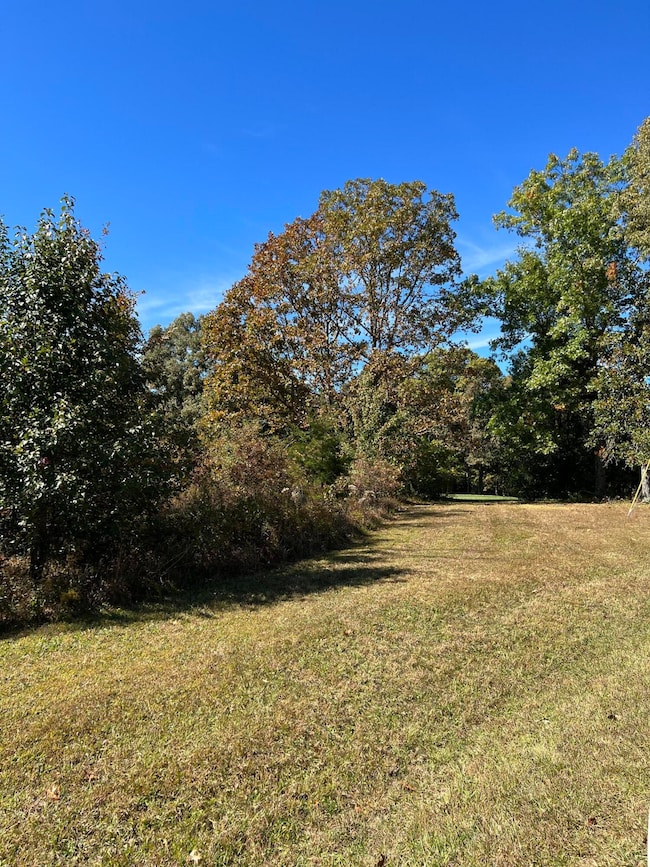 1012 Ridley Dr, Crossville, TN 38572 - photo 3