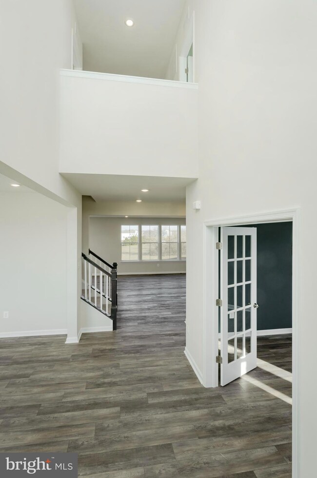 2364 Hawkshill Dr unit HARLOW II  2218, Warrenton, VA 20186 - photo 7