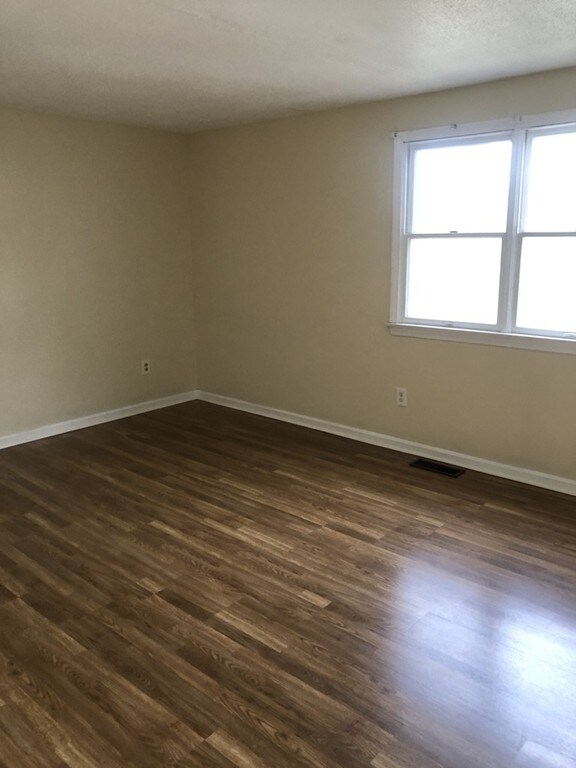 20 N Central St unit 2, Peabody, MA 01960 - photo 3