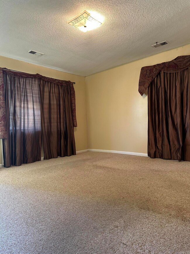 402 Walnut Dr, Paragould, AR 72450 - photo 3