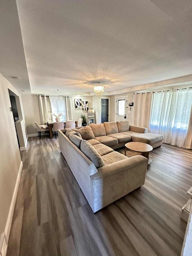 2407 Gideon Ave, Zion, IL 60099 - photo 4