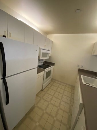 The Montclair Condominiums unit 211, Quincy, MA 02171 - photo 3
